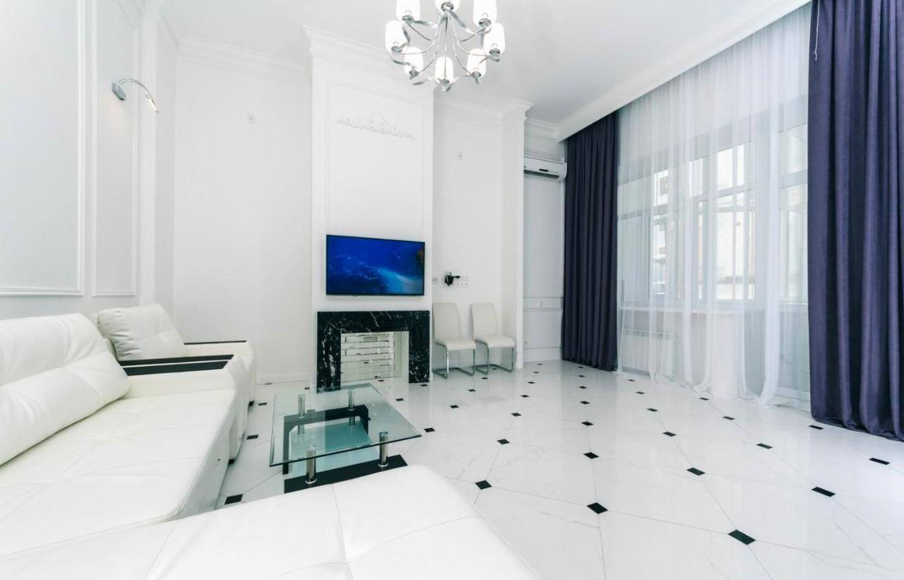 Vip Near Premier Palace & Arena City Kiev Luaran gambar