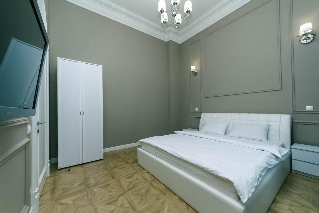 Vip Near Premier Palace & Arena City Kiev Luaran gambar